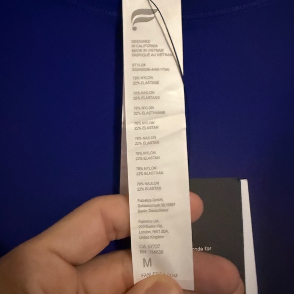 NWT Fabletics Essential Air Short-Sleeve Top - Picture 7 of 8